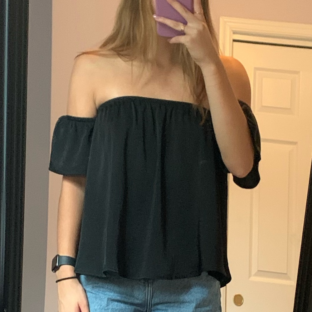 off the shoulder american eagle black silky top